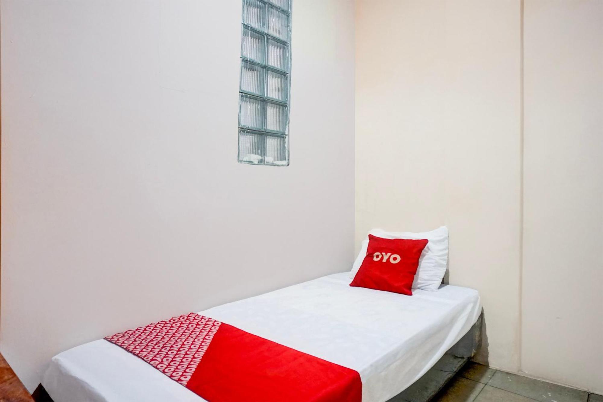 Hotel O Medan City Center Near Plaza Medan Fair Exterior foto